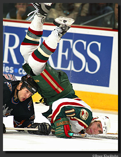 photo of Pascal Dupuis upside down